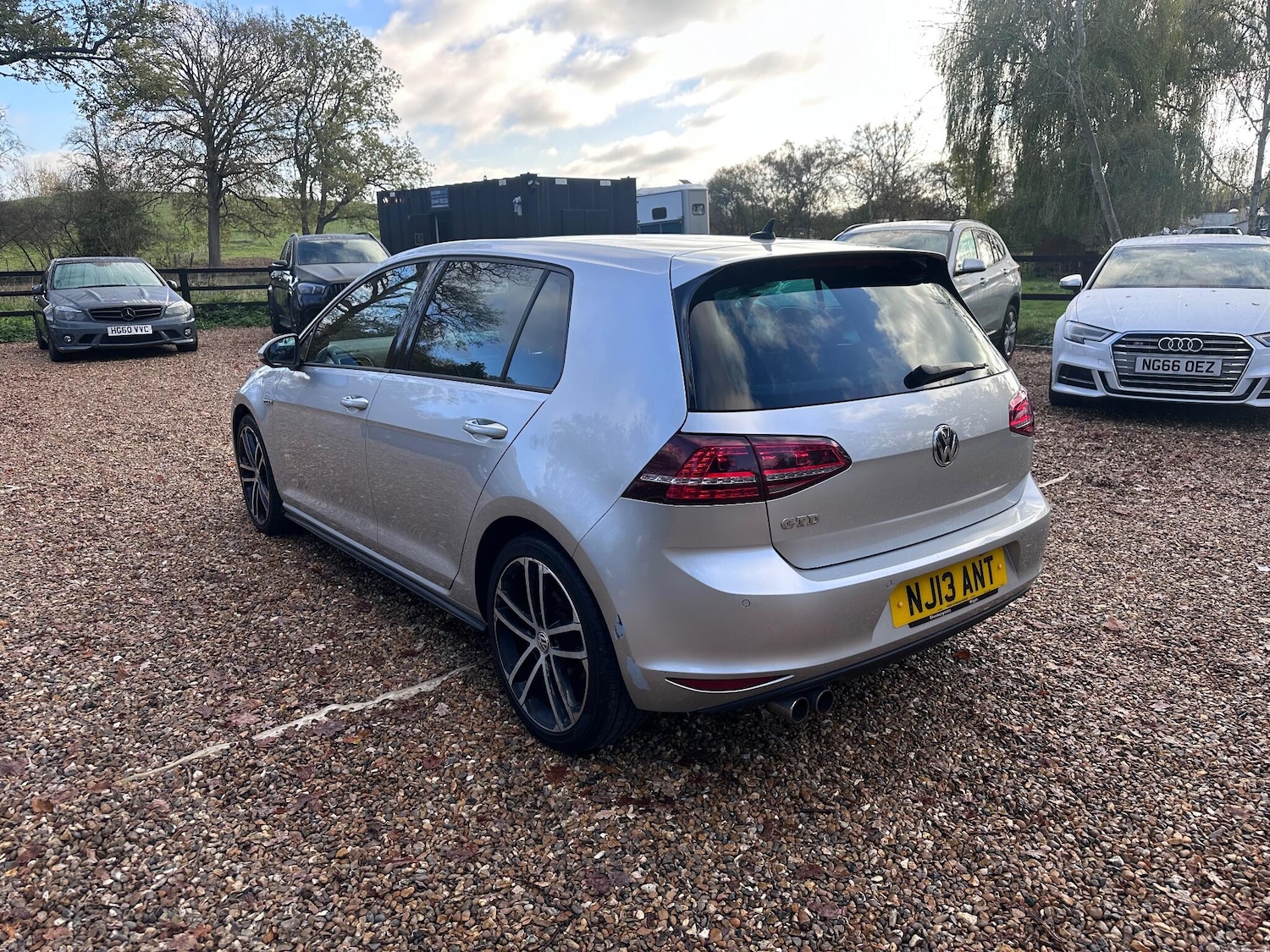 Used Volkswagen Golf for sale - 76701940: Photo 4