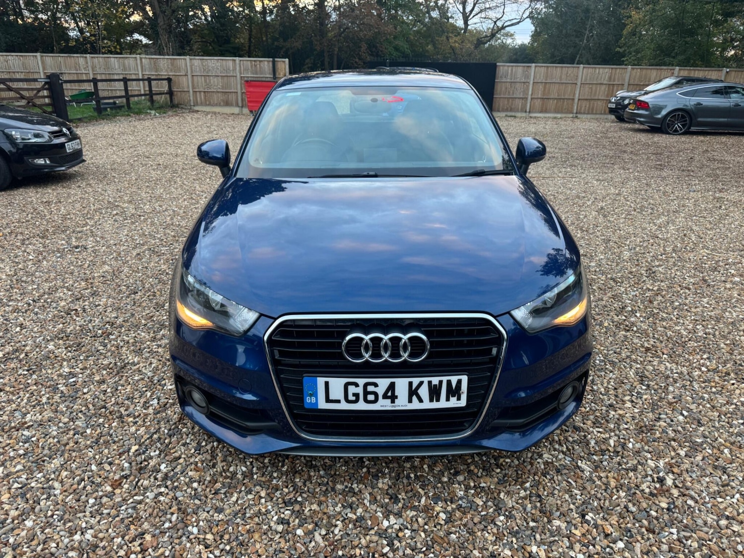 Used Audi A1 2014 for sale - 76337606: Photo 2