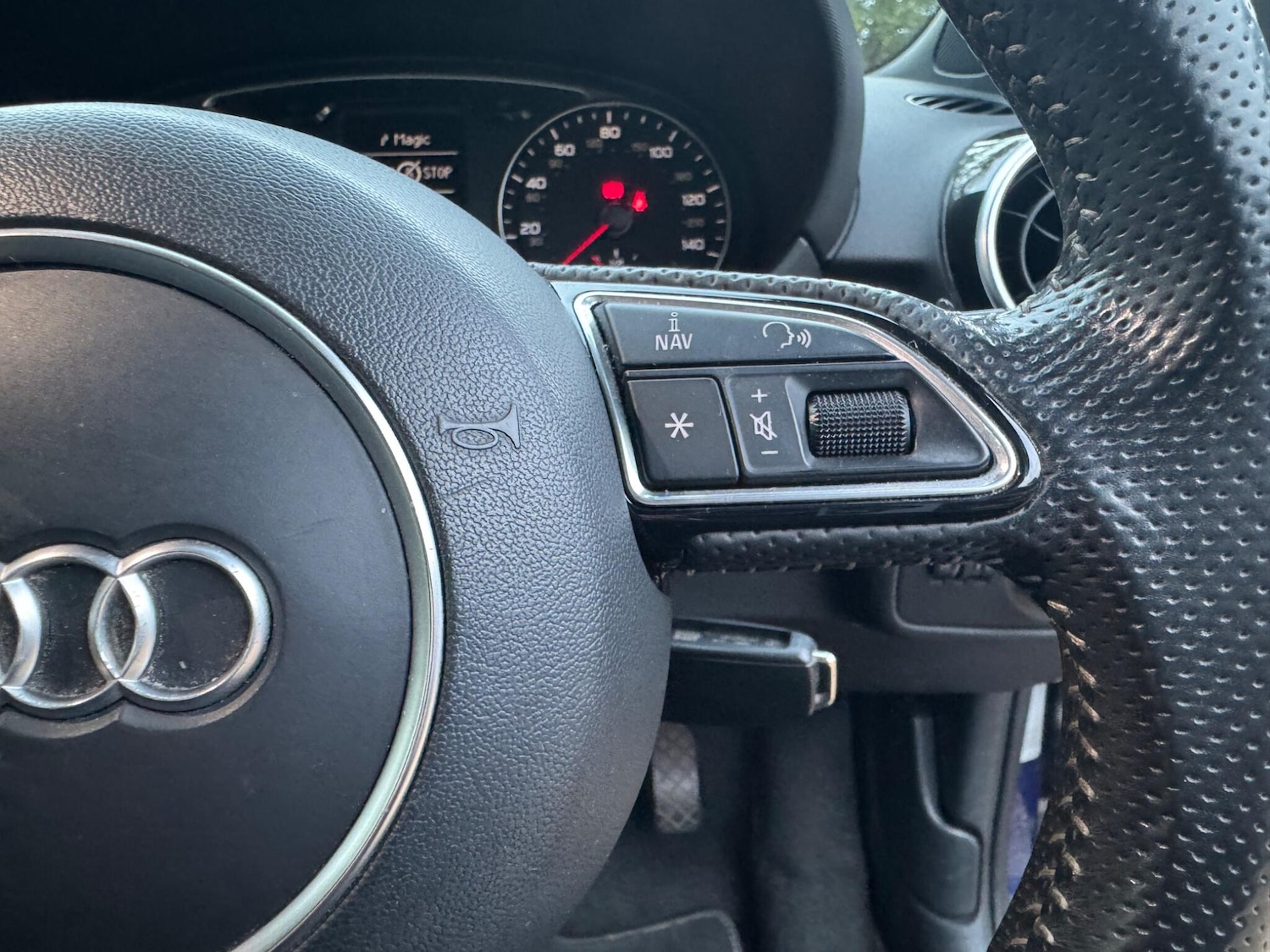 Used Audi A1 2014 for sale - 76337606: Photo 28