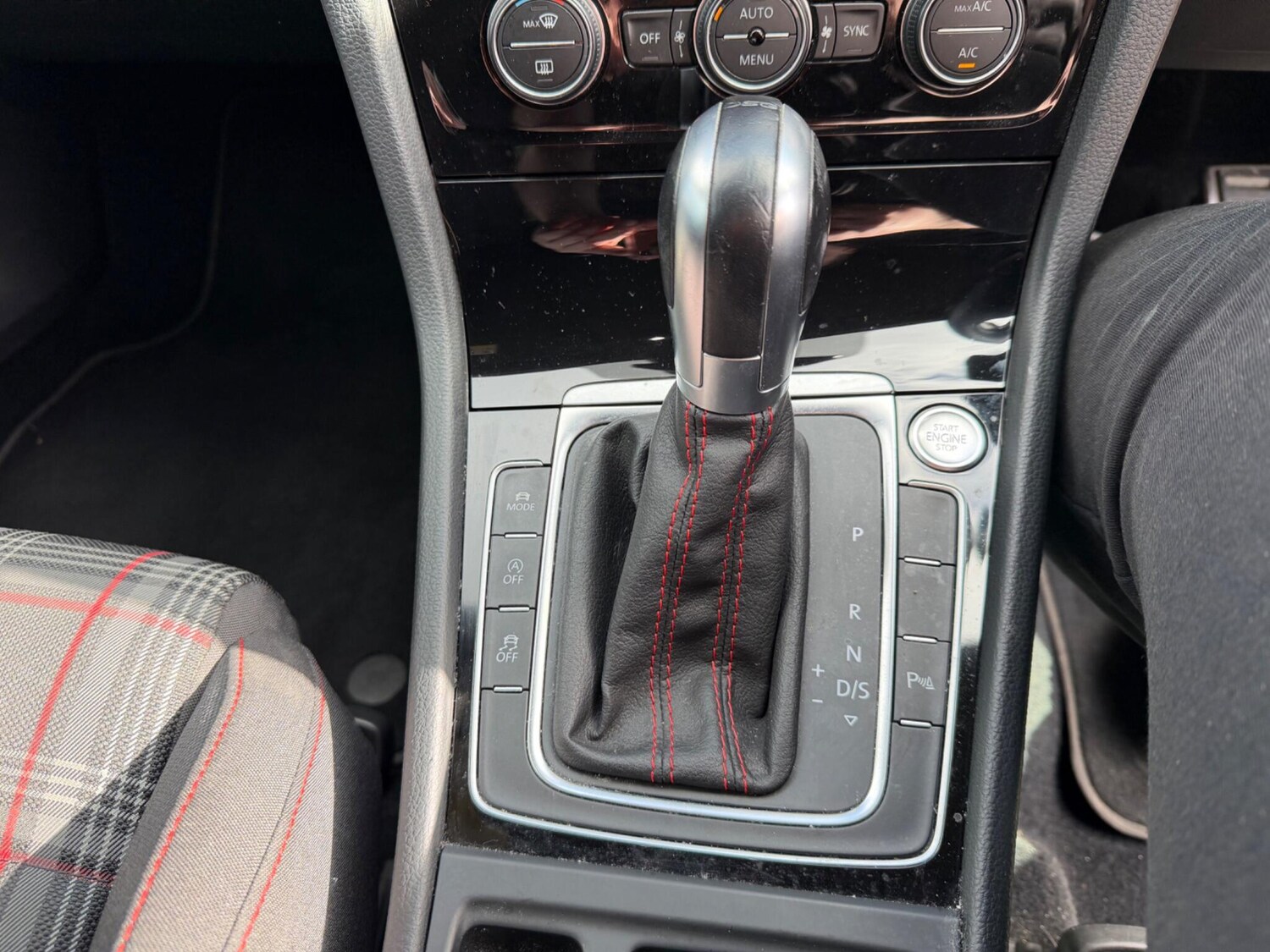 Used Volkswagen Golf 2019 for sale - 77838702: Photo 10