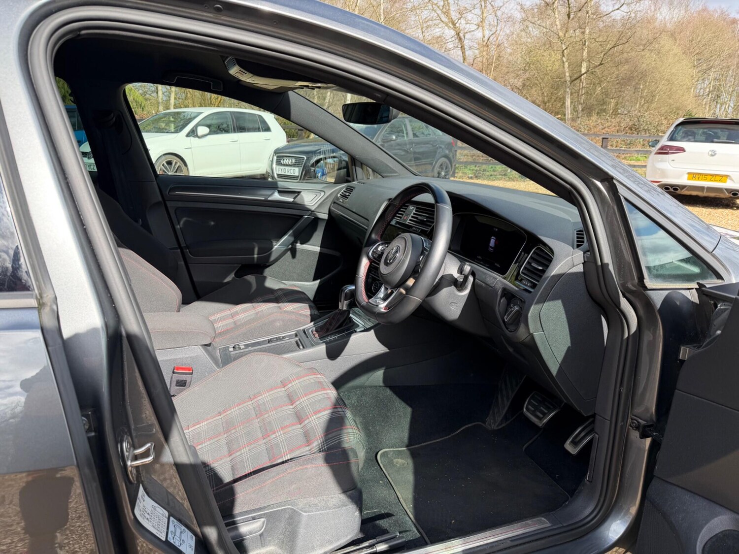 Used Volkswagen Golf 2019 for sale - 77838702: Photo 13