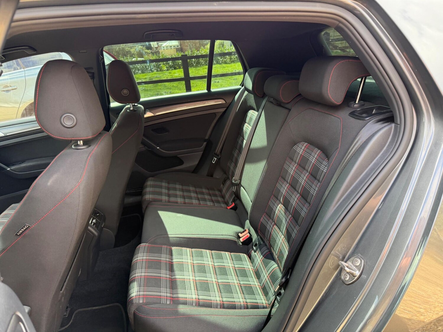 Used Volkswagen Golf 2019 for sale - 77838702: Photo 14