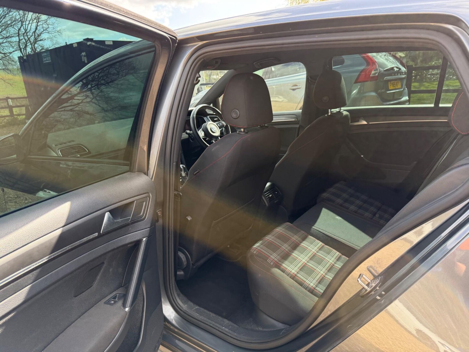 Used Volkswagen Golf 2019 for sale - 77838702: Photo 15