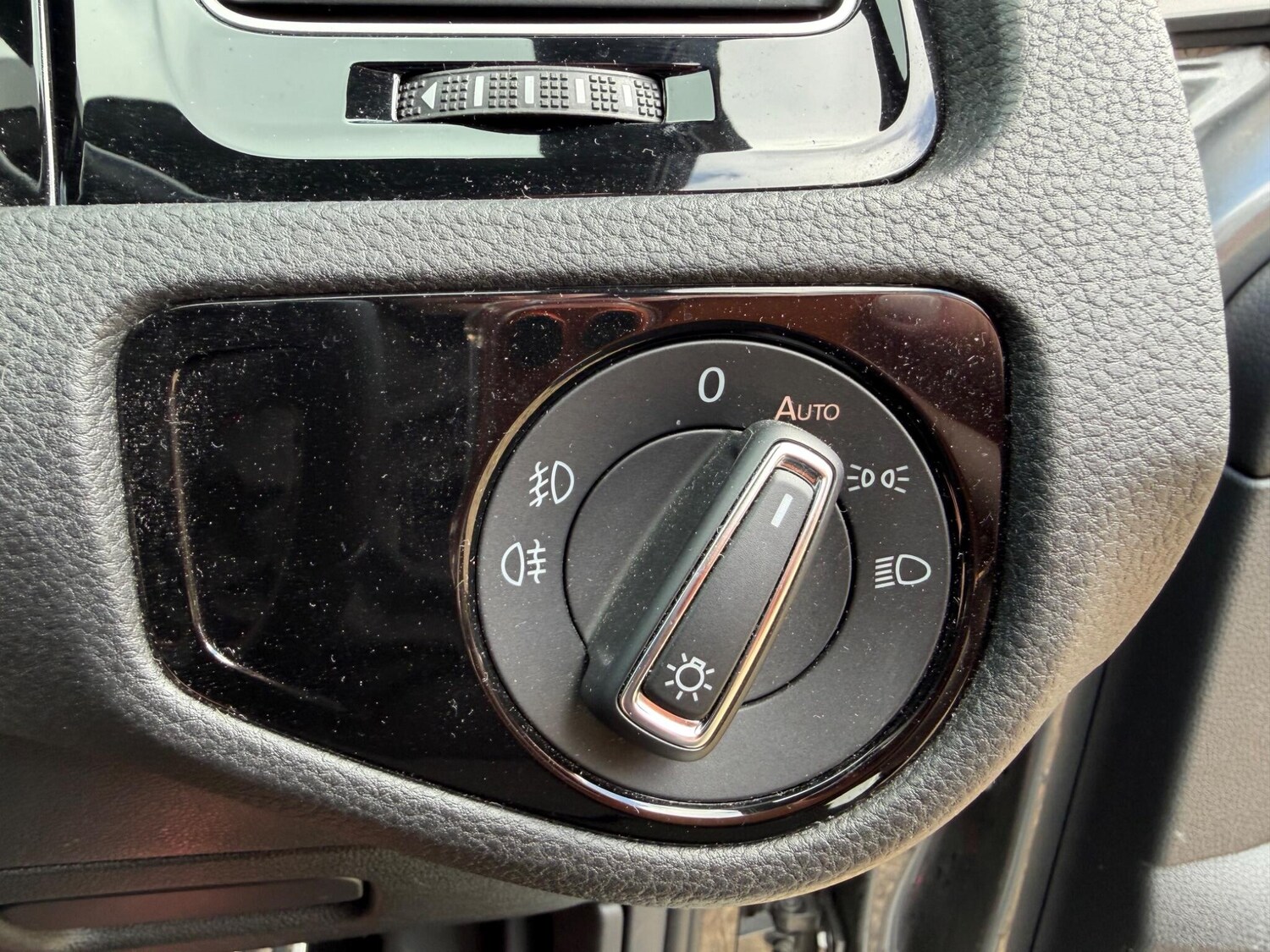 Used Volkswagen Golf 2019 for sale - 77838702: Photo 20