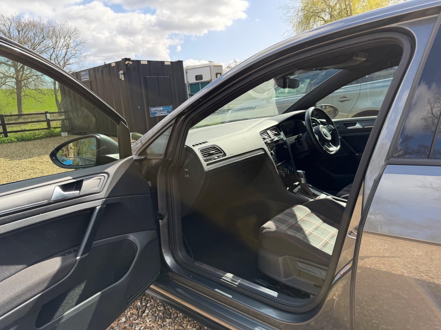 Used Volkswagen Golf 2019 for sale - 77838702: Photo 21