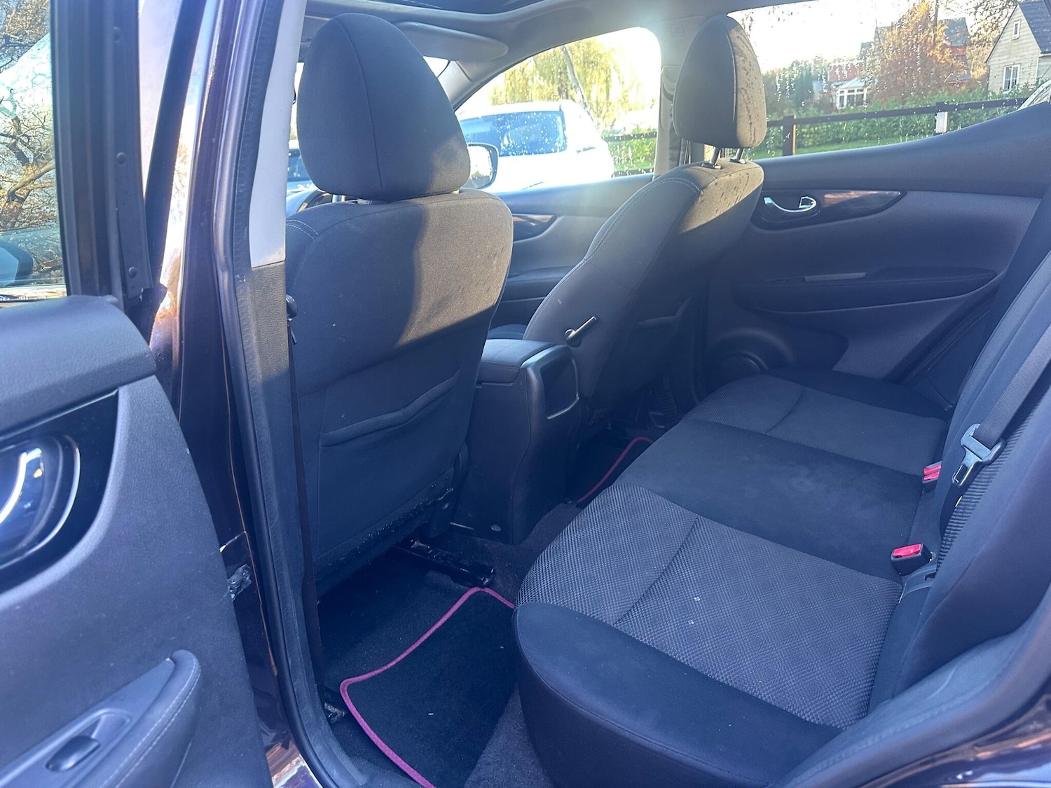 Used Nissan Qashqai 2015 for sale - 76801967: Photo 17