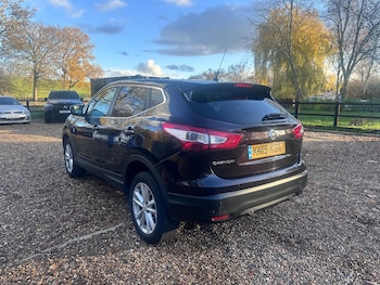 Used Nissan Qashqai 2015 for sale - 76801967: Photo