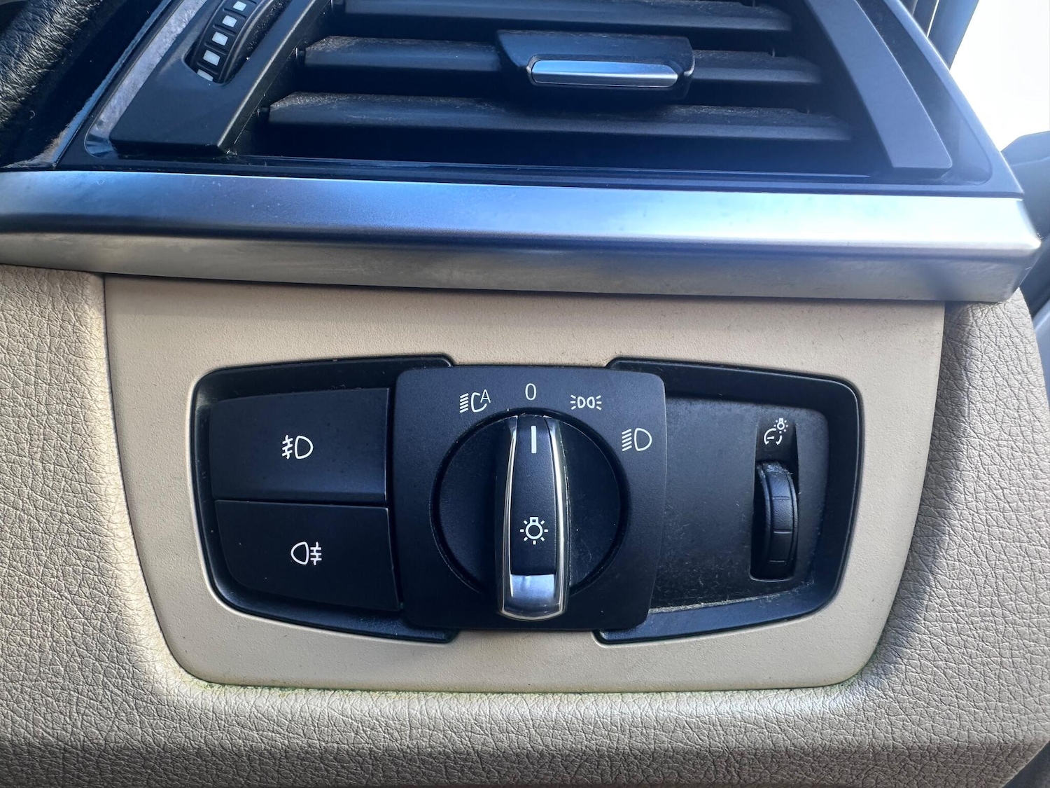 Used BMW 3 Series 2014 for sale - 76850050: Photo 18