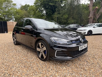 Used Volkswagen Golf 2017 for sale - 78617751: Photo