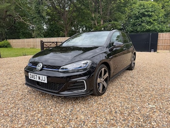 Used Volkswagen Golf 2017 for sale - 78617751: Photo