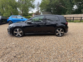 Used Volkswagen Golf 2017 for sale - 78617751: Photo
