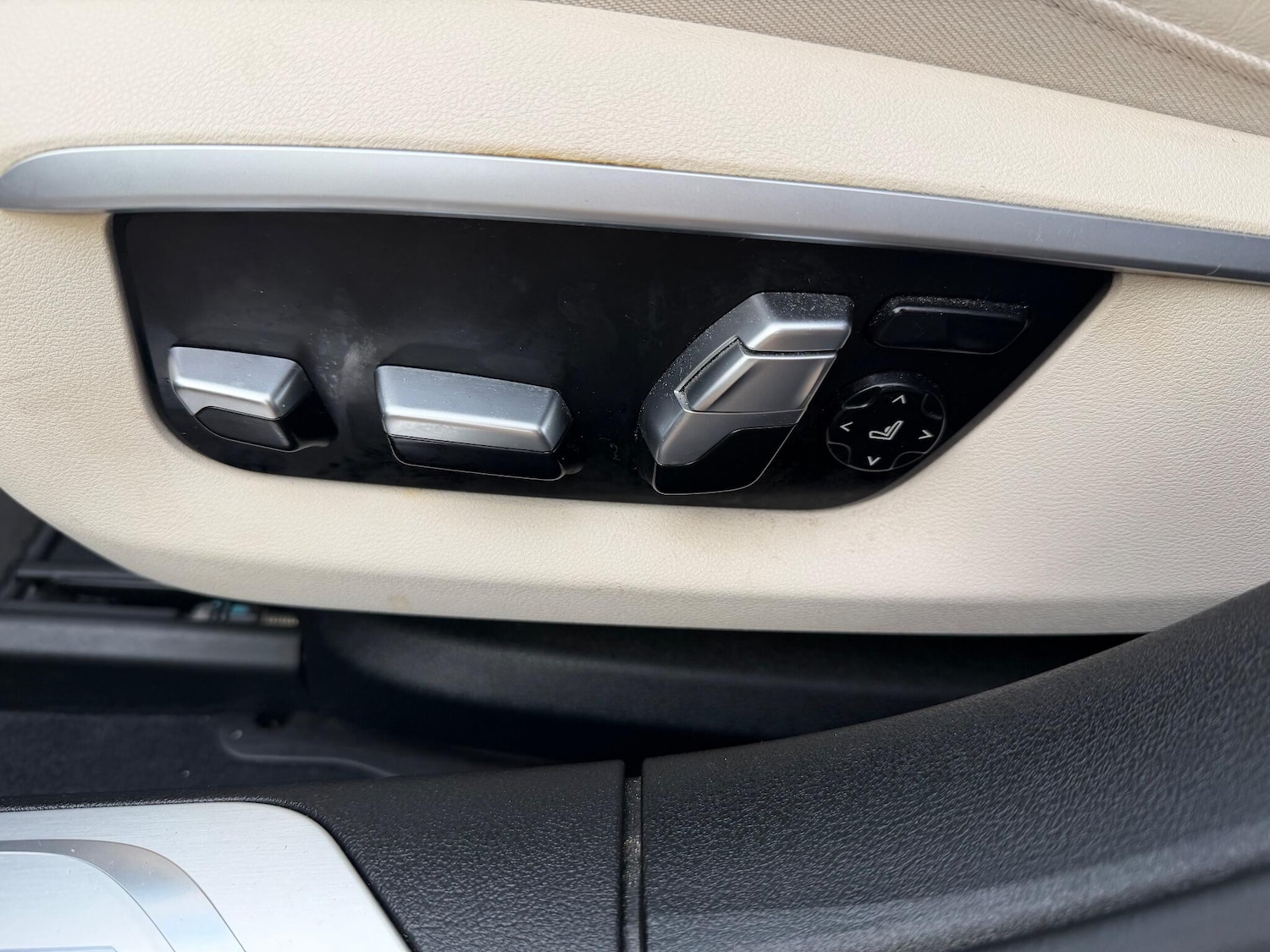 Used BMW 7 Series 2016 for sale - 77120605: Photo 24