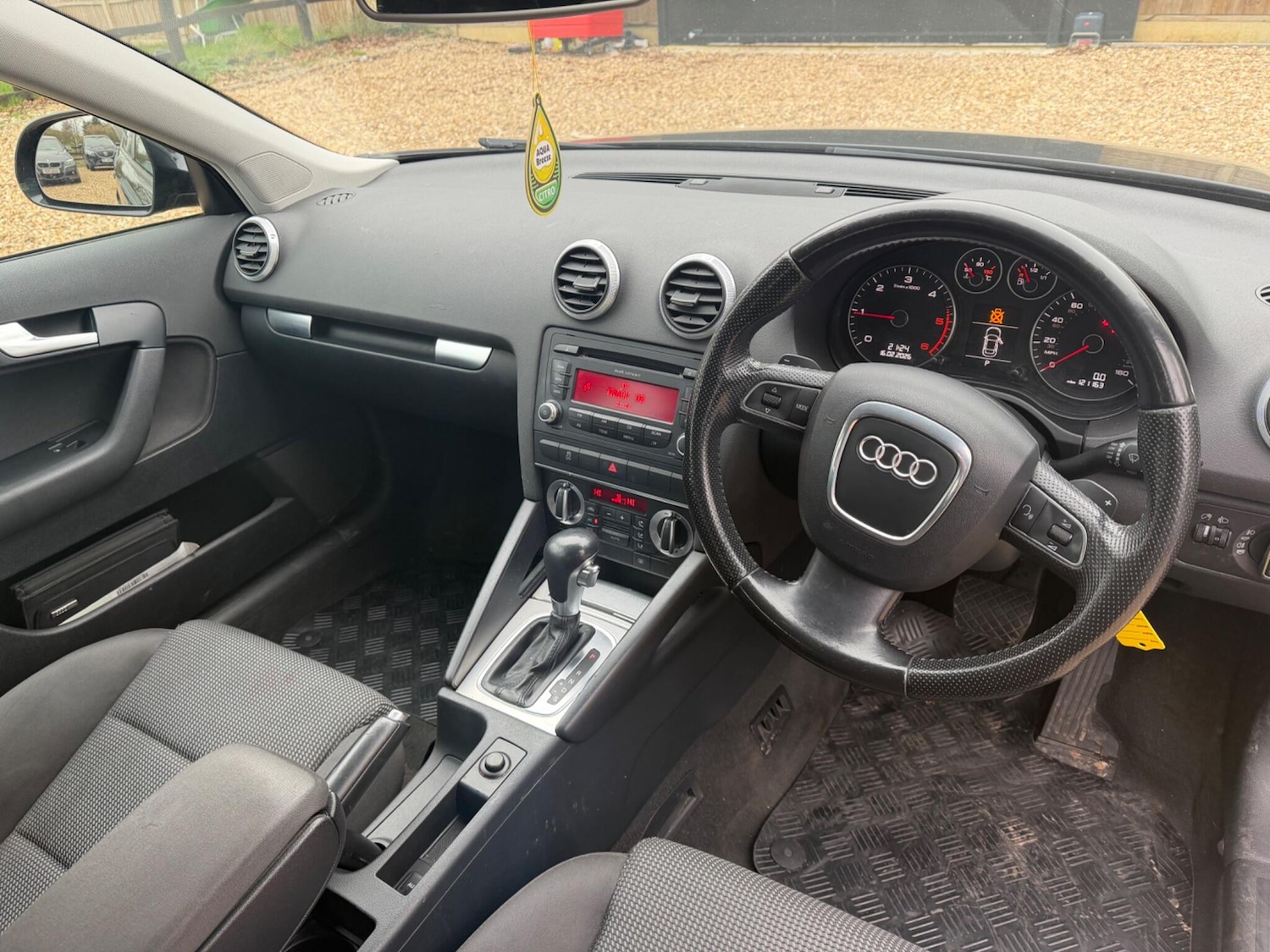 Used Audi A3 2010 for sale - 77883391: Photo 10
