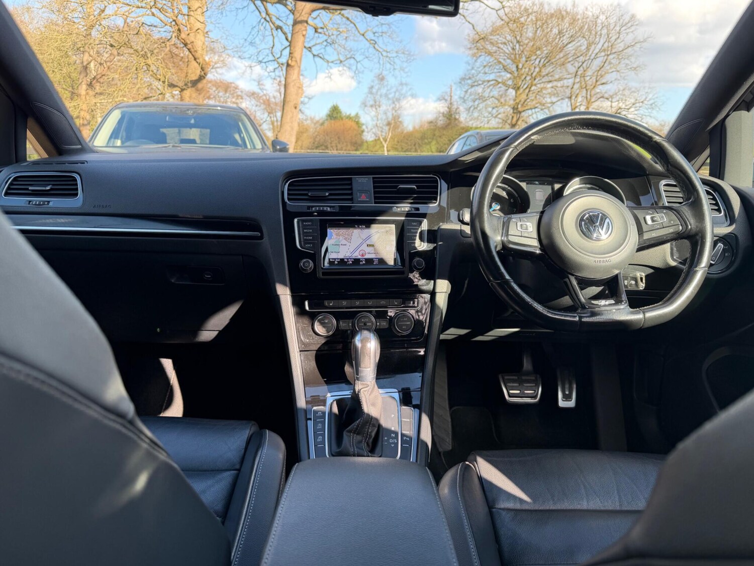 Used Volkswagen Golf 2015 for sale - 77838810: Photo 11