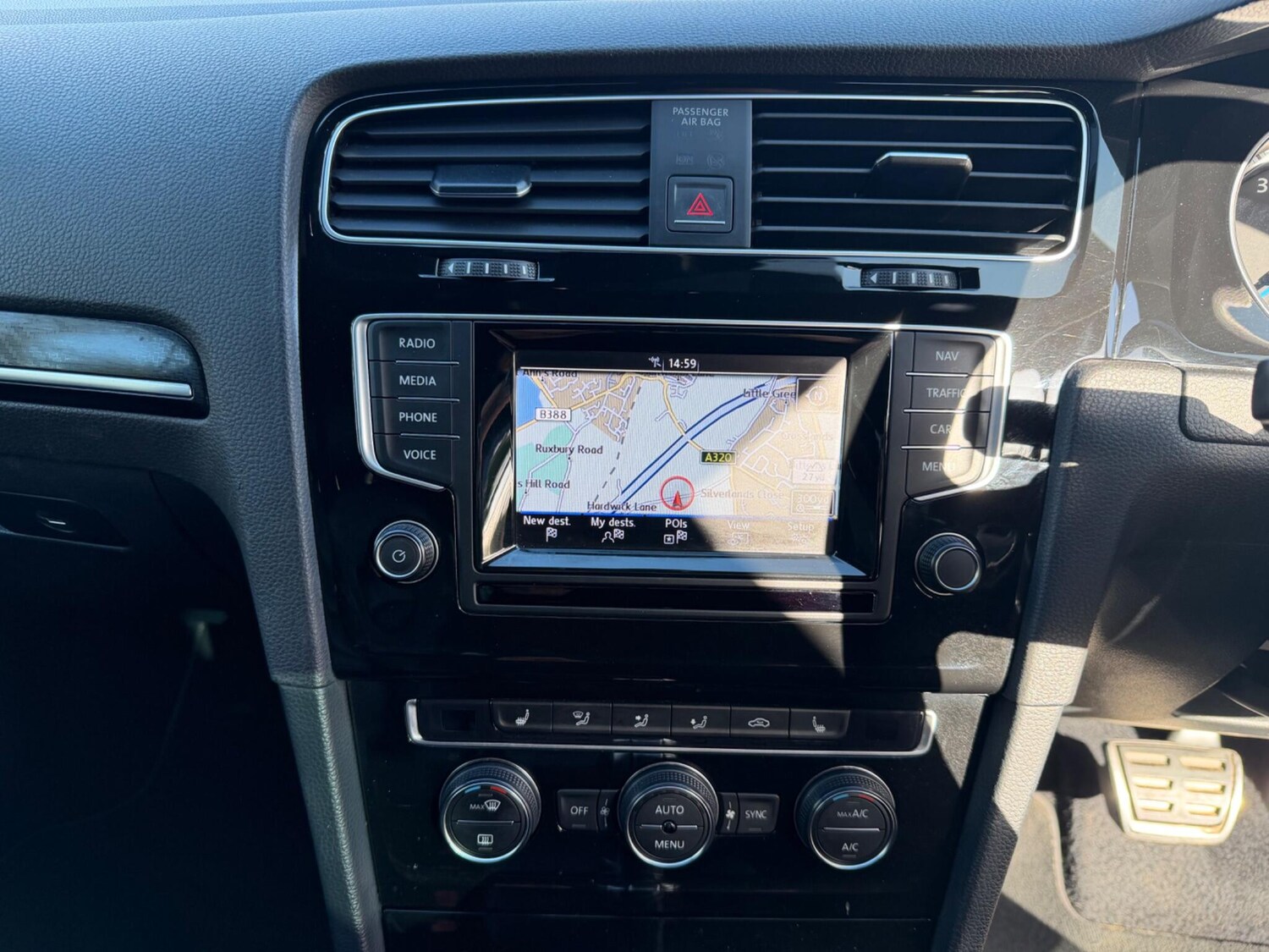 Used Volkswagen Golf 2015 for sale - 77838810: Photo 24