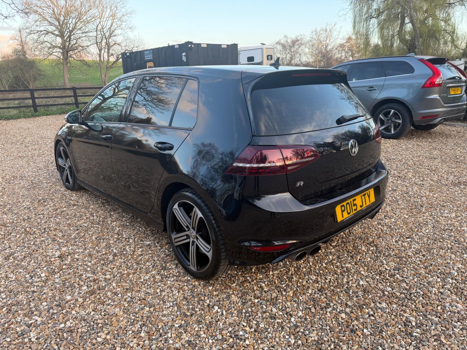 Used Volkswagen Golf 2015 for sale - 77838810: Photo 4