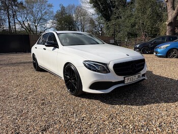 Used Mercedes-Benz E Class 2017 for sale - 77892912: Photo