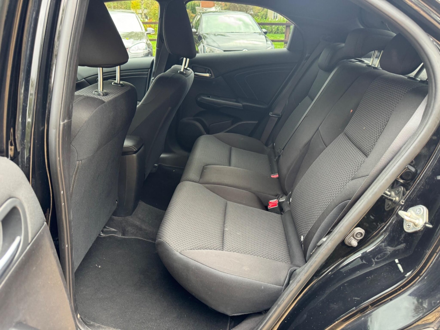 Used Honda Civic 2015 for sale - 76326142: Photo 15