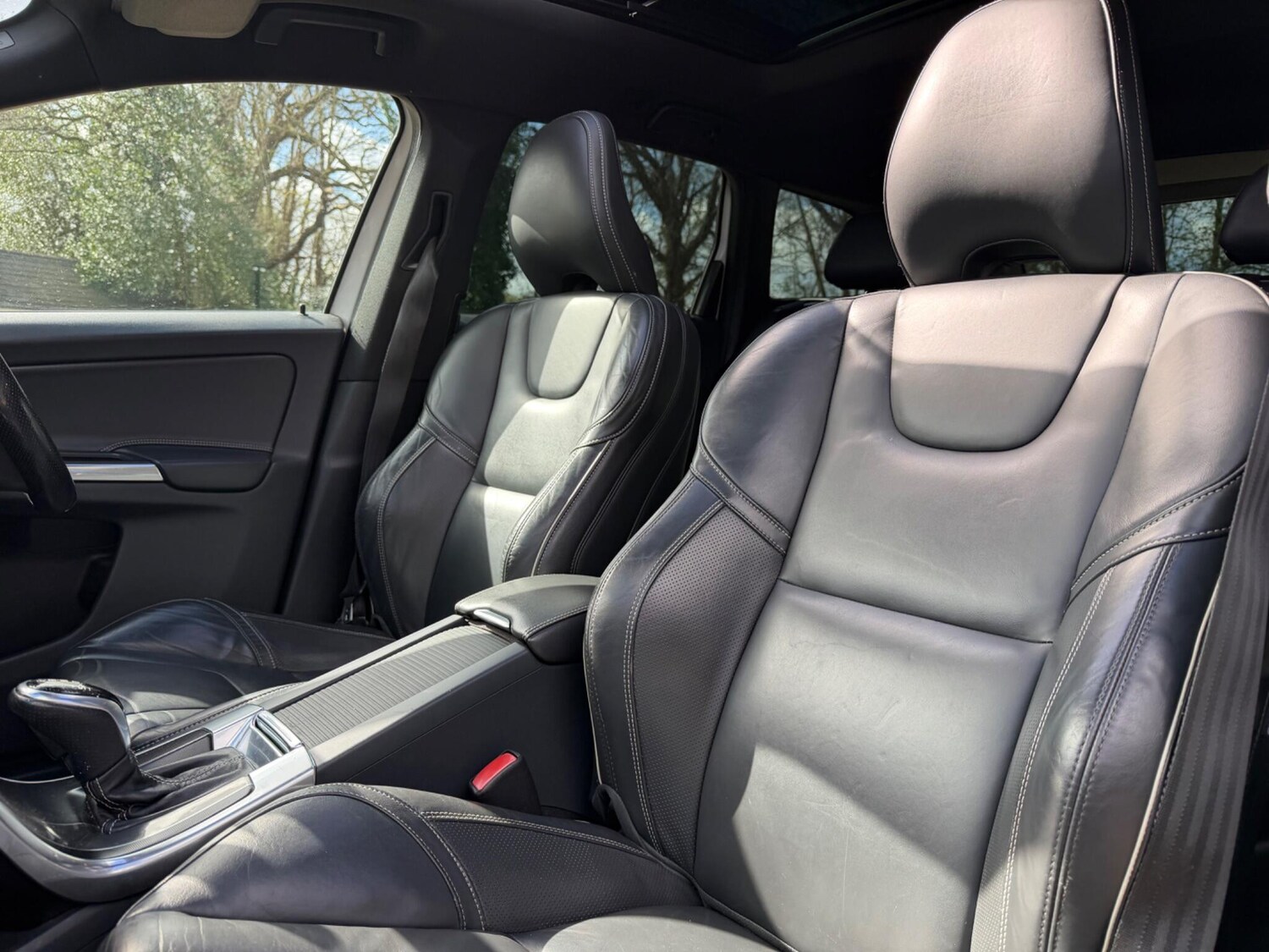 Used Volvo XC60 for sale - 78057666: Photo 31