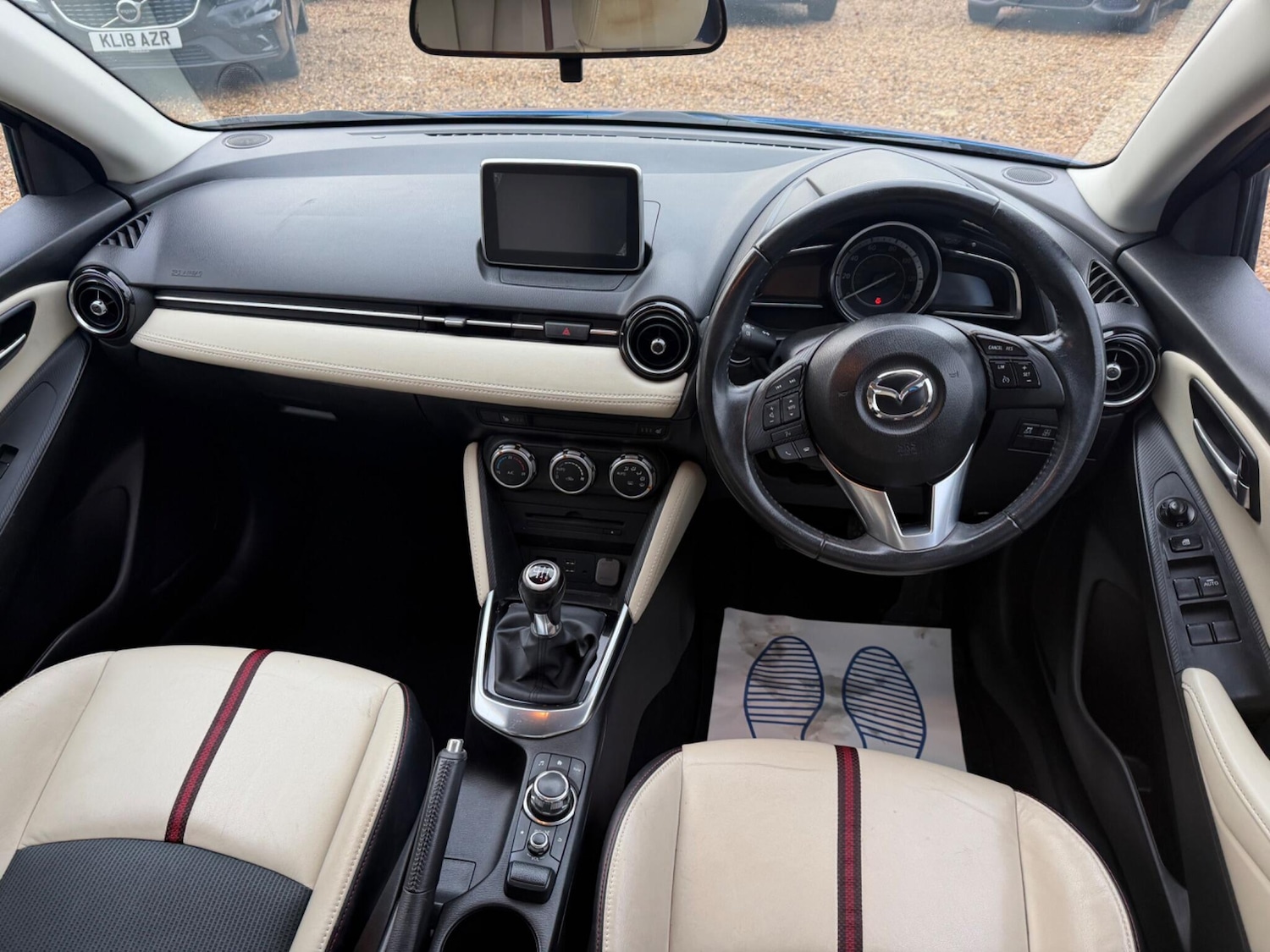 Used Mazda Mazda2 2016 for sale - 77468123: Photo 10