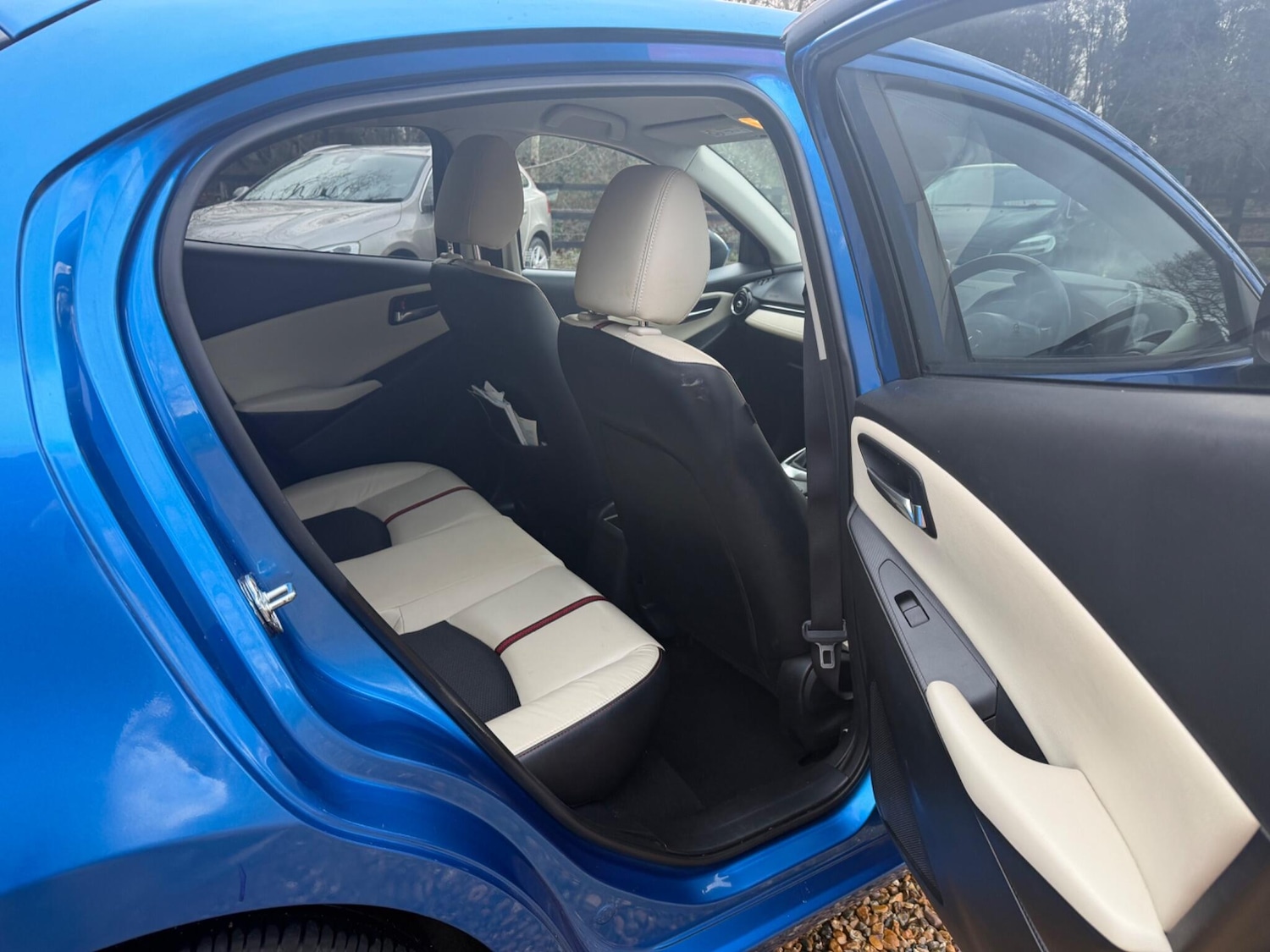 Used Mazda Mazda2 2016 for sale - 77468123: Photo 16