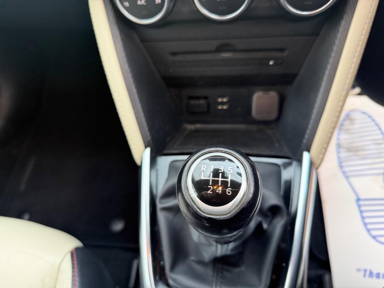 Used Mazda Mazda2 2016 for sale - 77468123: Photo 18