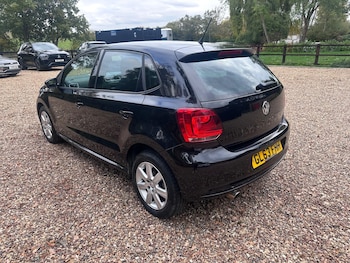 Used Volkswagen Polo 2014 for sale - 76823625: Photo