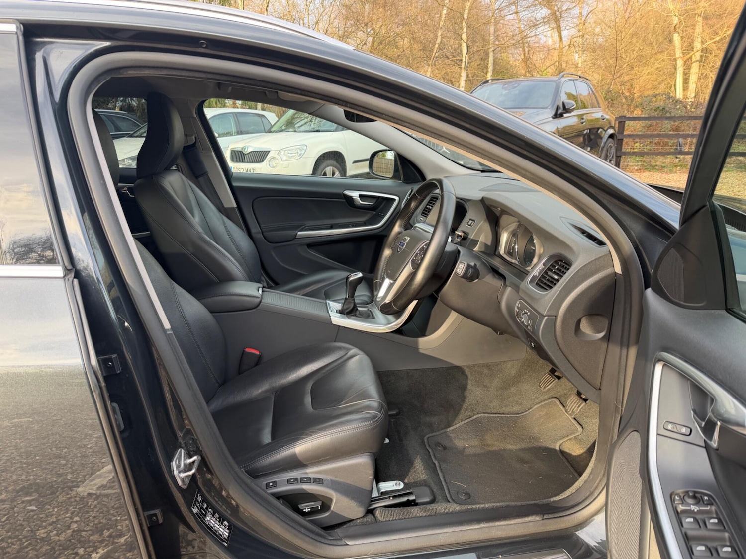 Used Volvo V60 for sale - 77315184: Photo 13