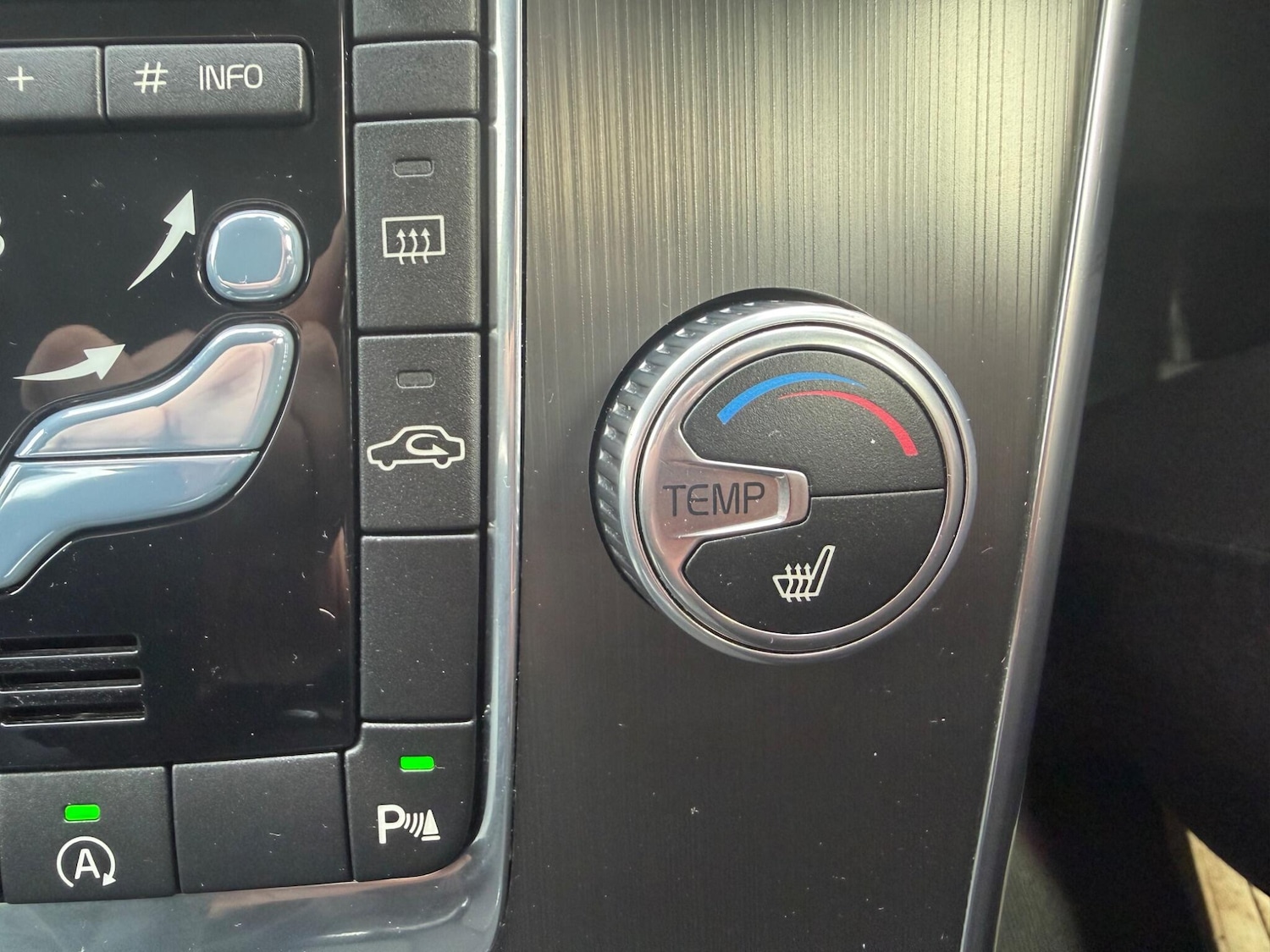 Used Volvo V60 for sale - 77315184: Photo 19