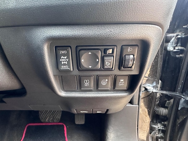 Used Nissan Juke 2016 for sale - 76259300: Photo 18