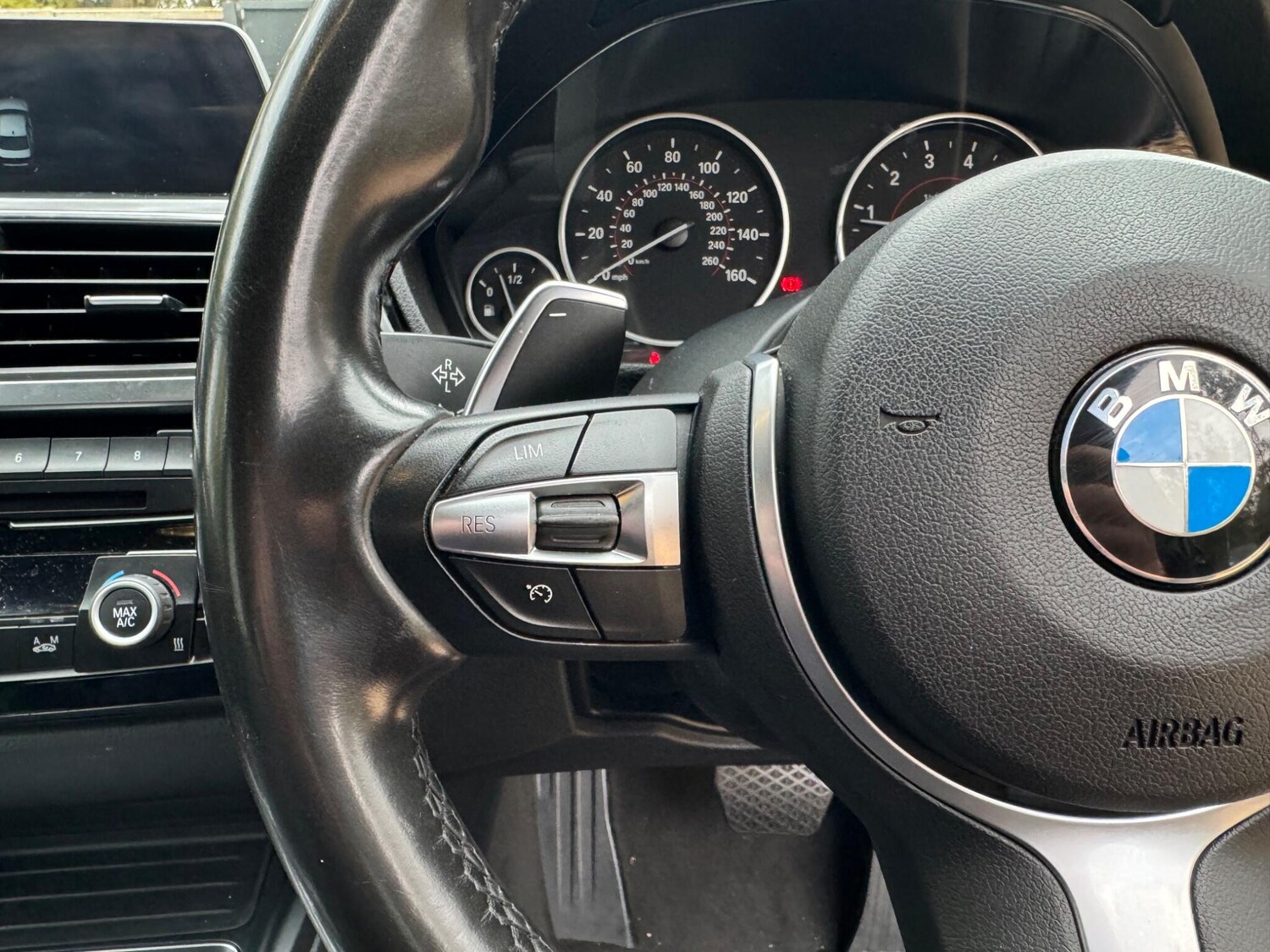 Used BMW 3 Series 2018 for sale - 76399017: Photo 28