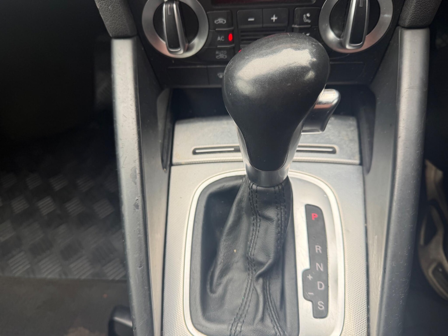 Used Audi A3 2010 for sale - 77599045: Photo 12