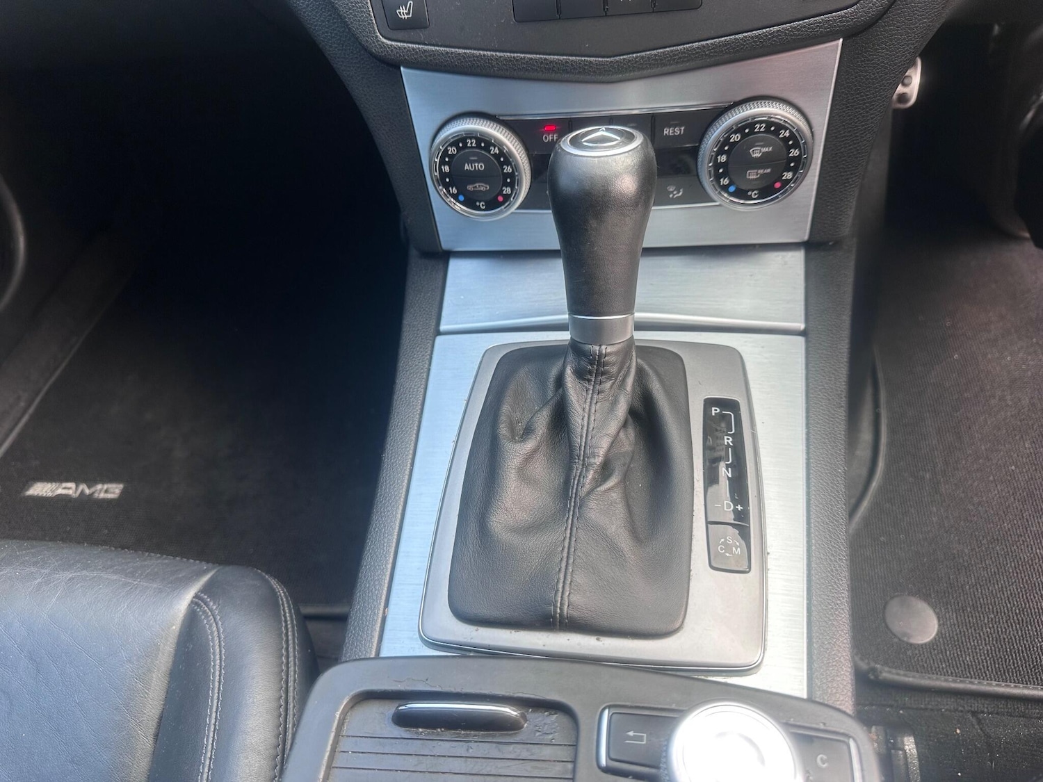 Used Mercedes-Benz C Class 2011 for sale - 76645151: Photo 12