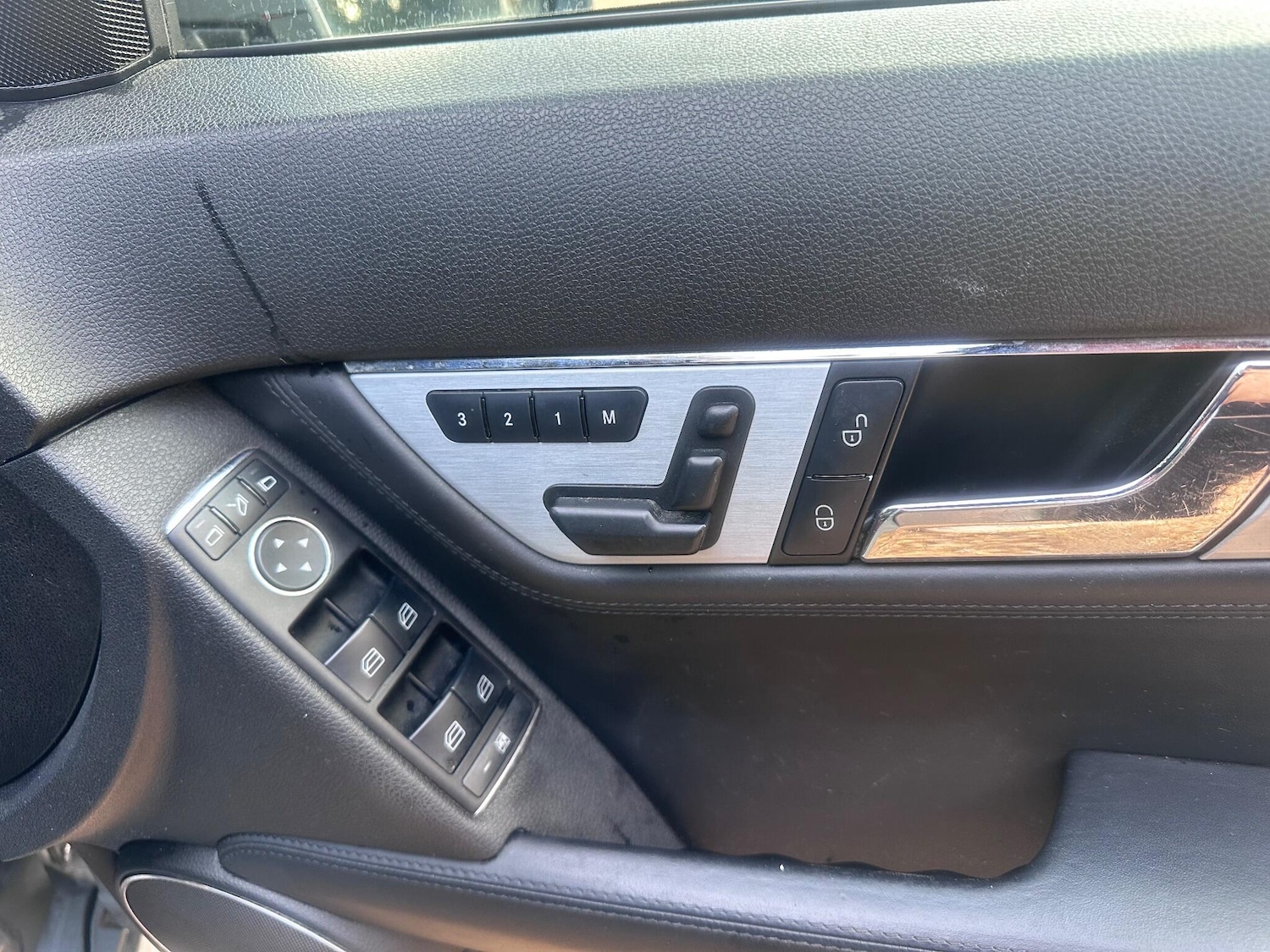 Used Mercedes-Benz C Class 2011 for sale - 76645151: Photo 27