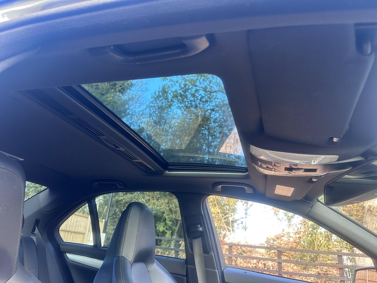 Used Mercedes-Benz C Class 2011 for sale - 76645151: Photo 36