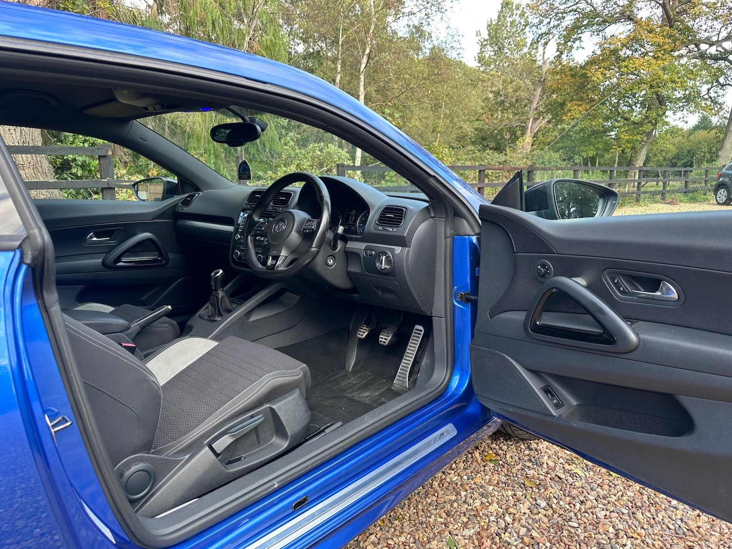 Used Volkswagen Scirocco 2010 for sale - 76432279: Photo 15