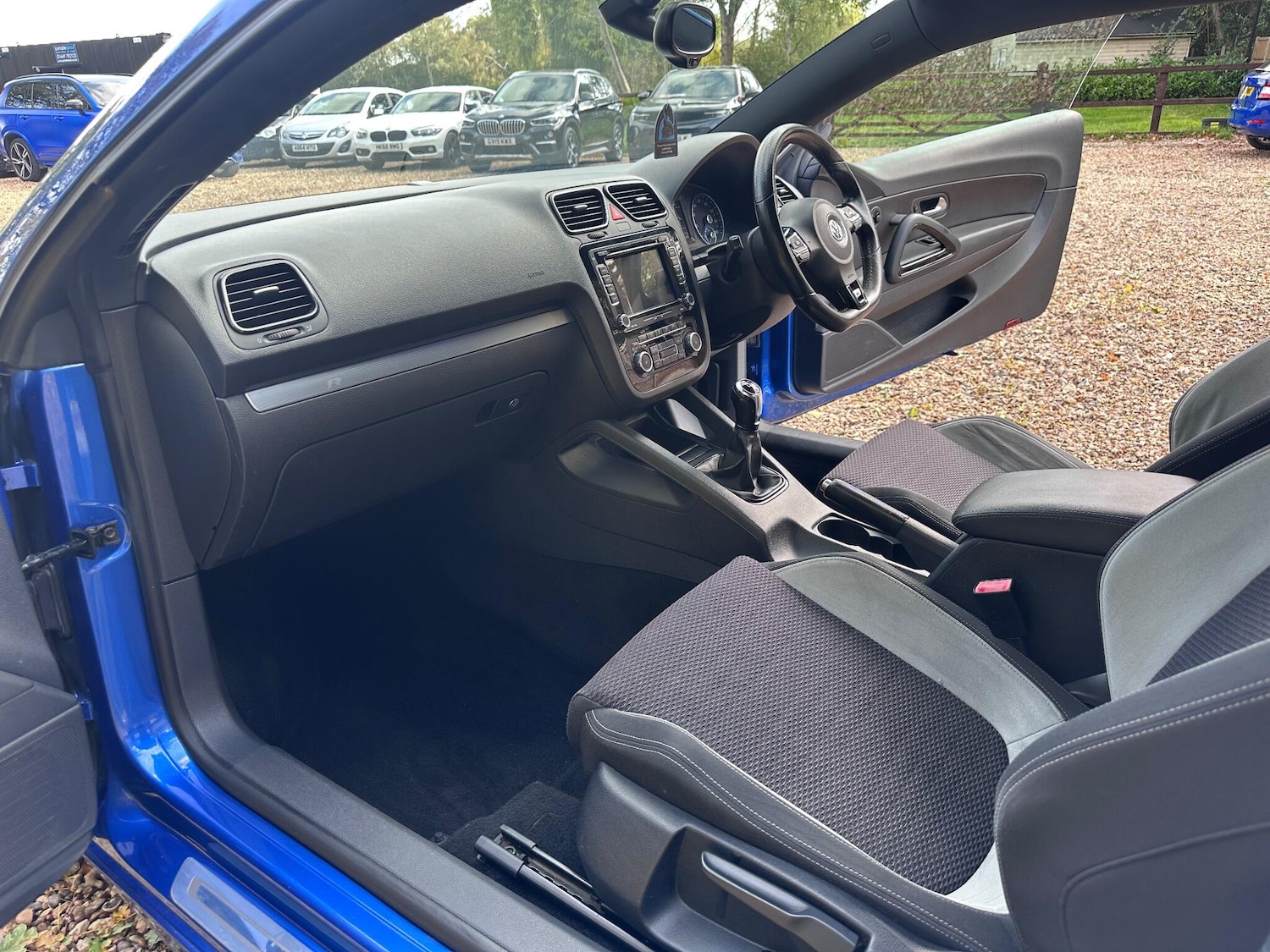 Used Volkswagen Scirocco 2010 for sale - 76432279: Photo 30