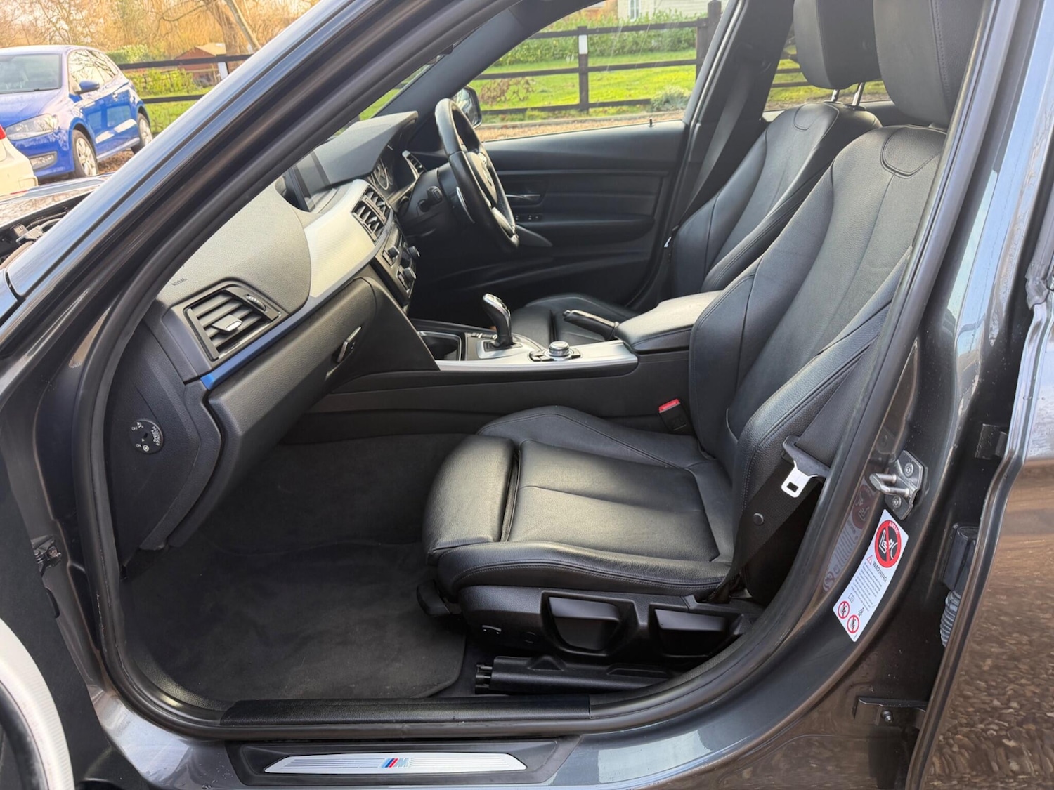 Used BMW 3 Series 2015 for sale - 77376837: Photo 38