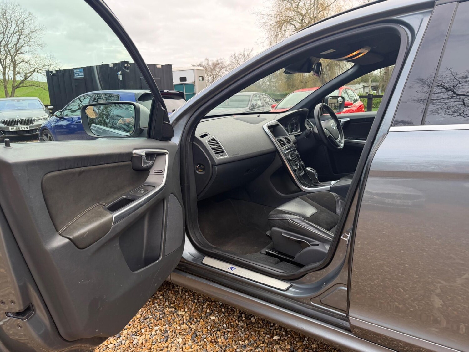 Used Volvo XC60 2015 for sale - 77524793: Photo 25