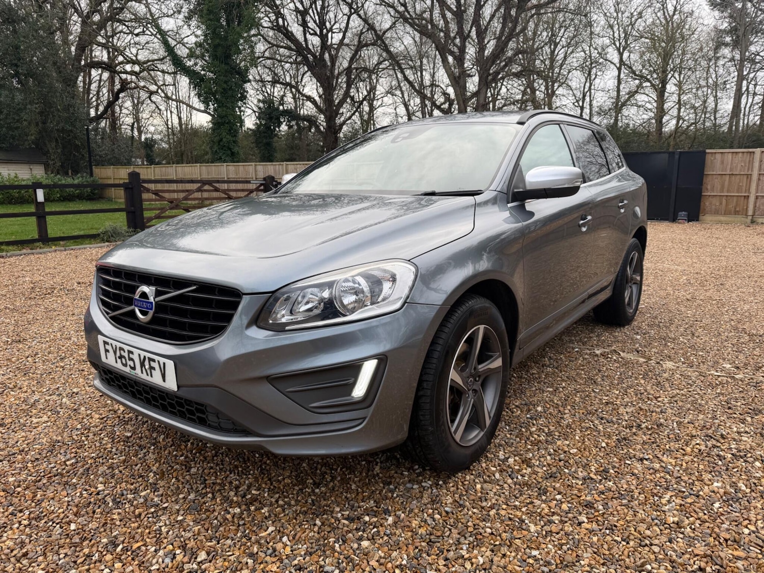Used Volvo XC60 2015 for sale - 77524793: Photo 3