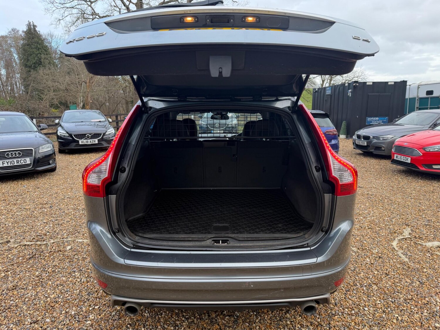 Used Volvo XC60 2015 for sale - 77524793: Photo 34