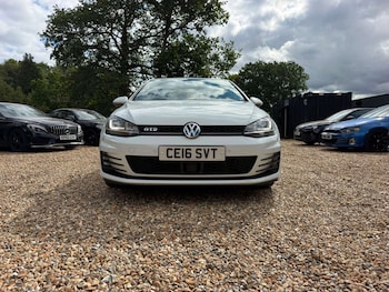 Used Volkswagen Golf 2016 for sale - 79432758: Photo