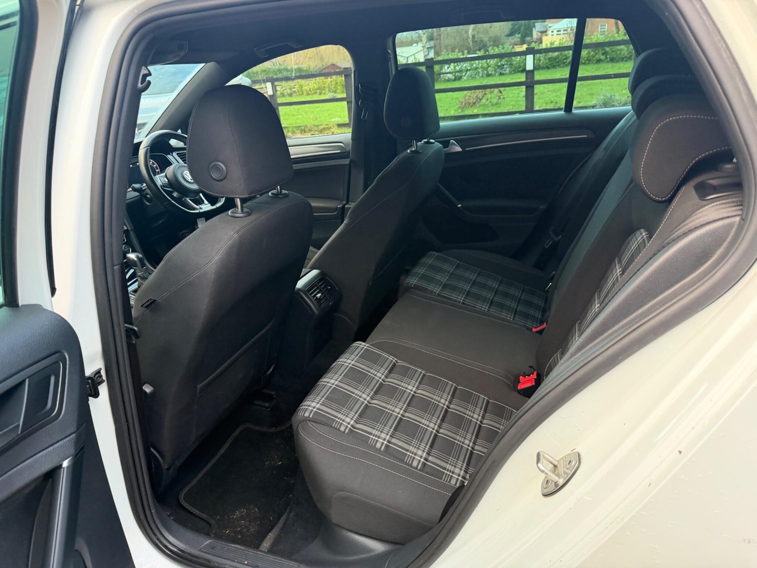 Used Volkswagen Golf 2017 for sale - 77625181: Photo 12