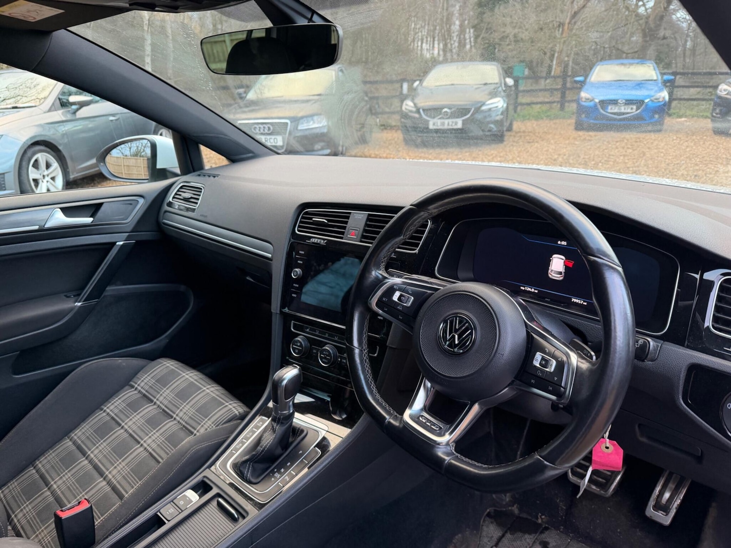 Used Volkswagen Golf 2017 for sale - 77625181: Photo 7