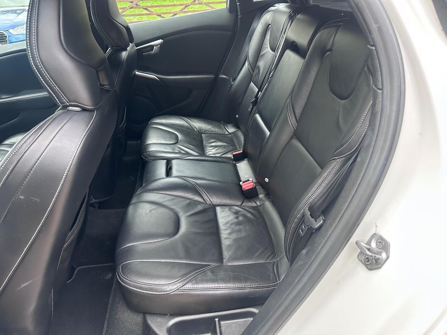 Used Volvo V40 2015 for sale - 76388883: Photo 12