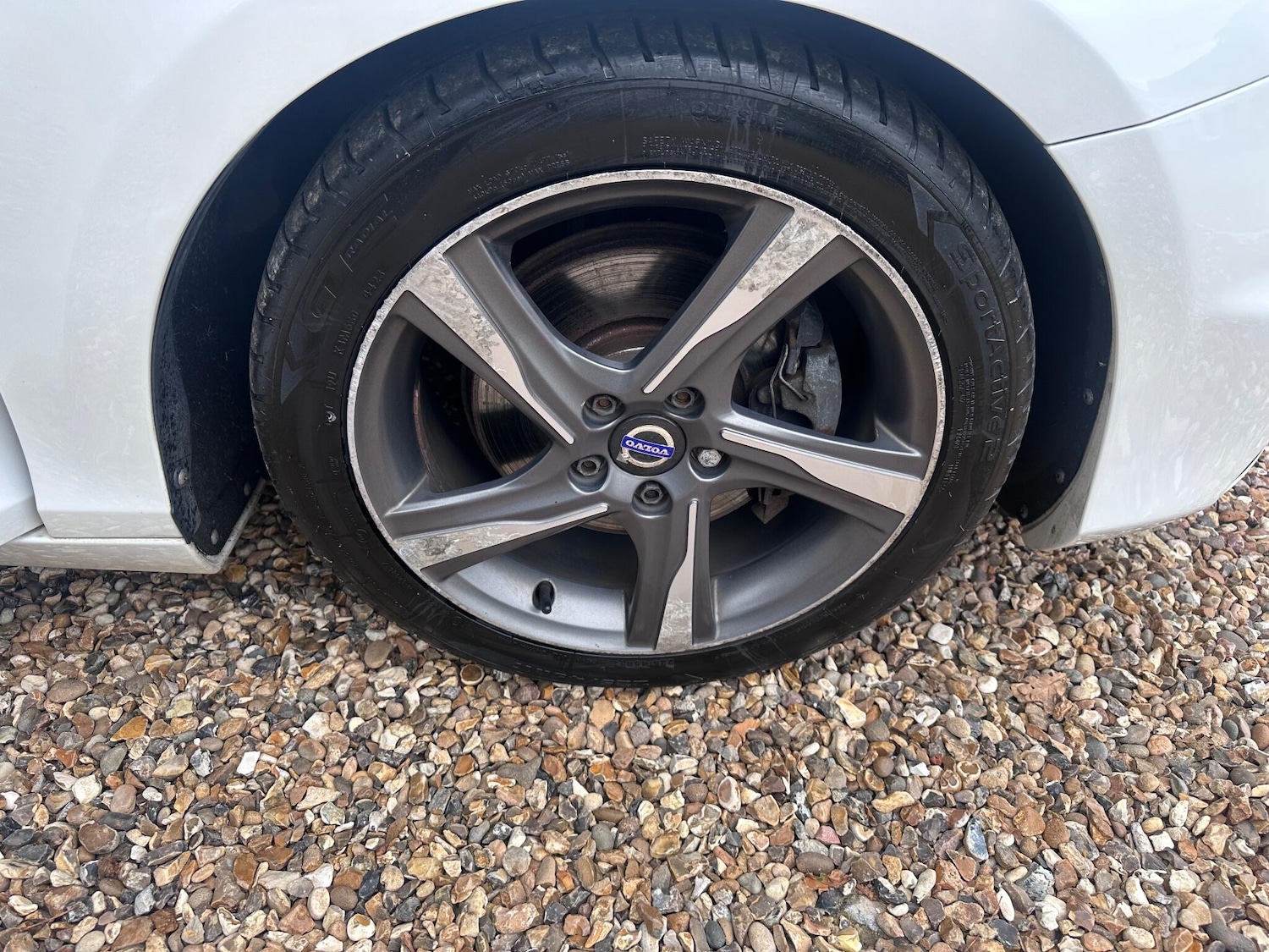 Used Volvo V40 2015 for sale - 76388883: Photo 18