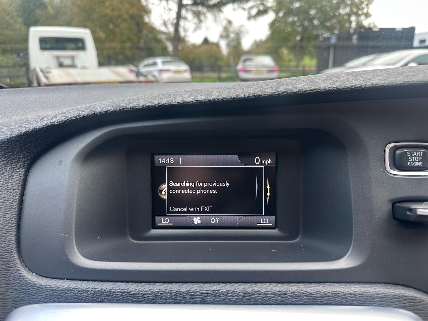 Used Volvo V40 2015 for sale - 76388883: Photo 28