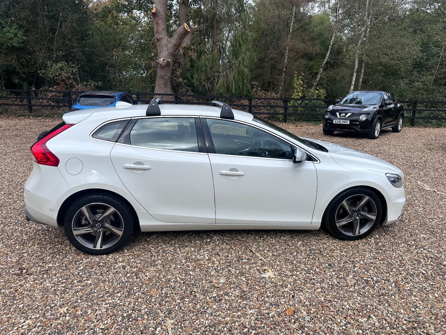 Used Volvo V40 2015 for sale - 76388883: Photo 7