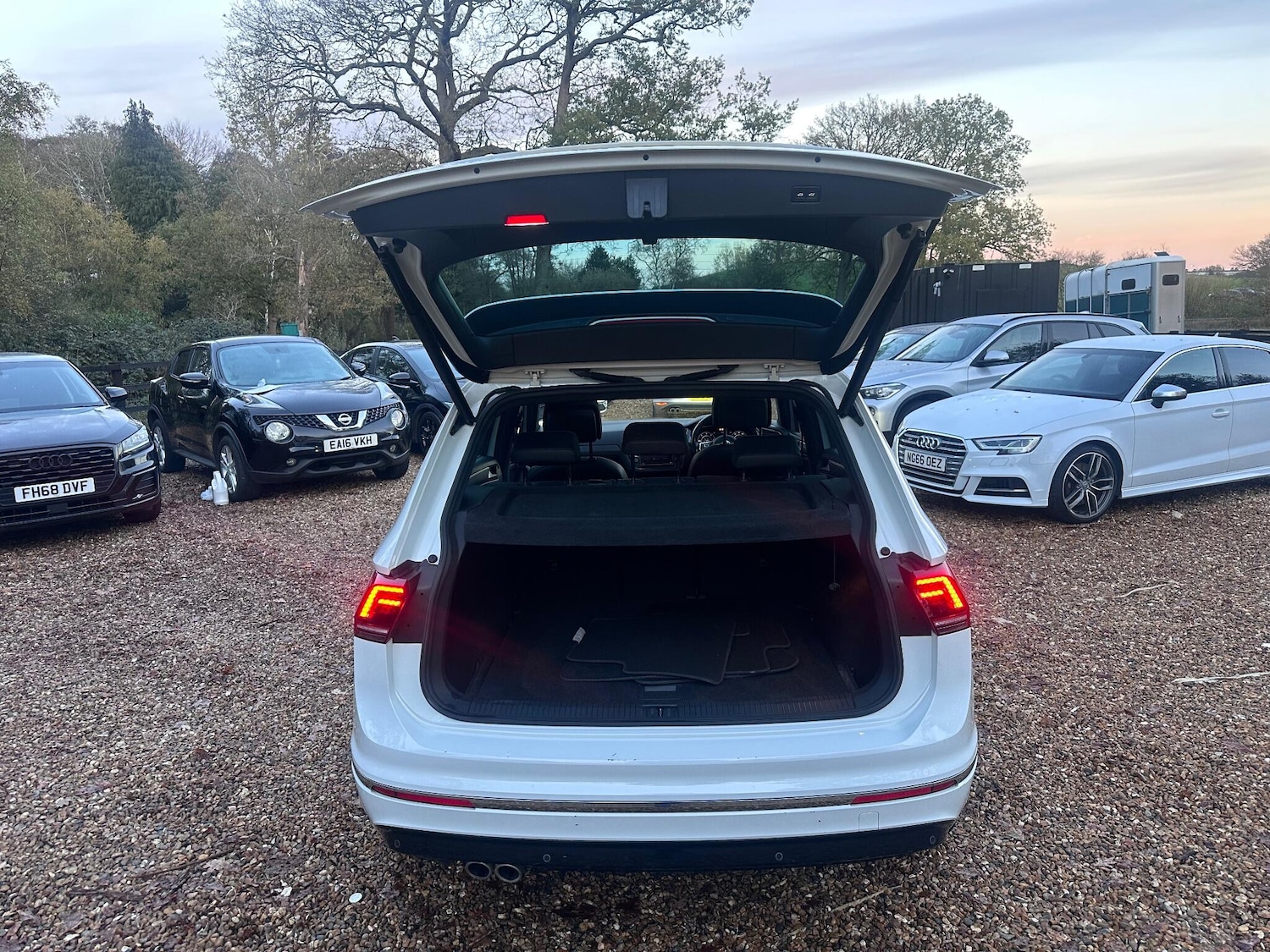 Used Volkswagen Tiguan 2017 for sale - 76714644: Photo 26