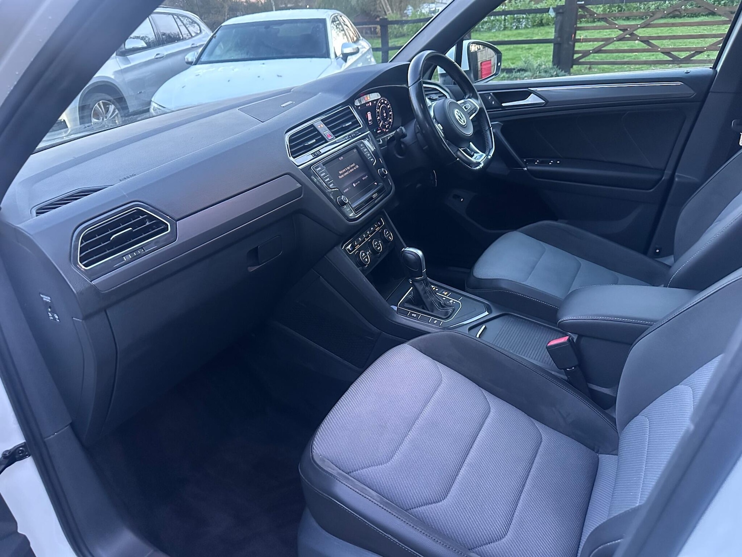 Used Volkswagen Tiguan 2017 for sale - 76714644: Photo 31